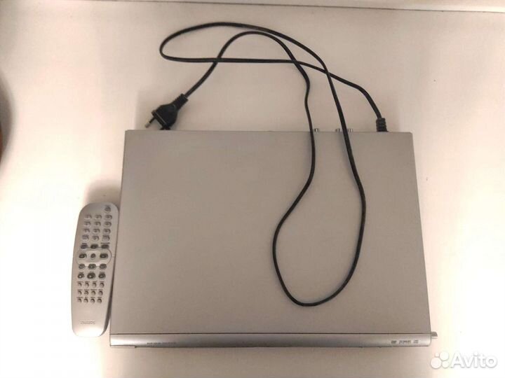 Плеер DVP 3011K DVD player phillips+20 CDдисков