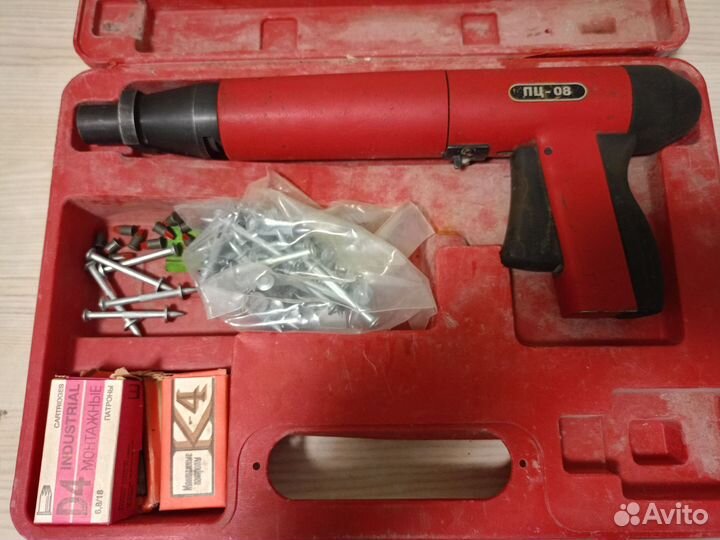 Монтажный пистолет