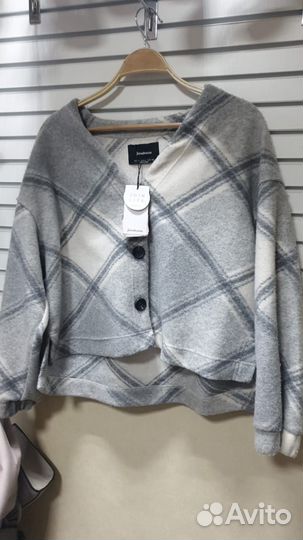 Stradivarius пальто