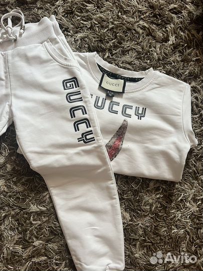 Детский спортивный костюм