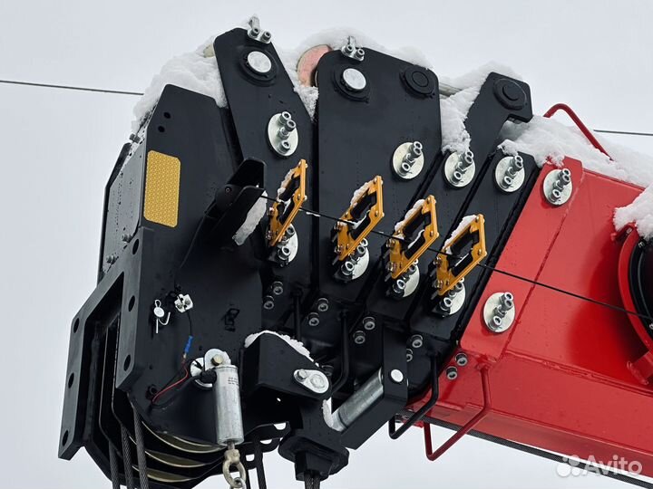 IVECO-Hongyan CQ3346HV39D с КМУ, 2023