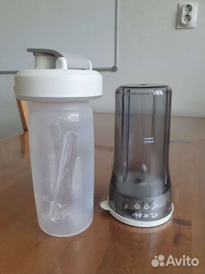 Измельчитель и шейкер от блендера philips HR2874