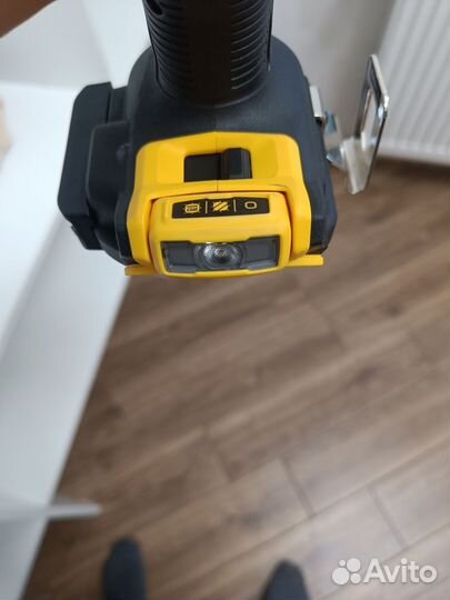 Шуруповерт dewalt DCD800