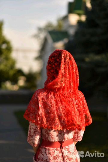 Платок неспадающий красный на крещение