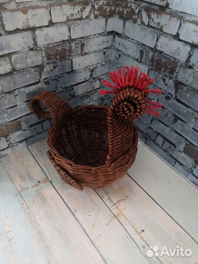 Курочка плетёная пасхальная