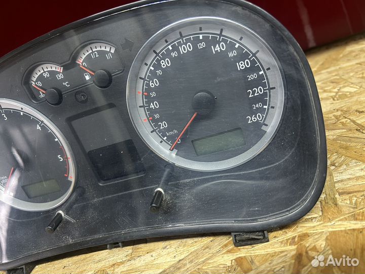 Volkswagen golf 4 юбилейная приборка