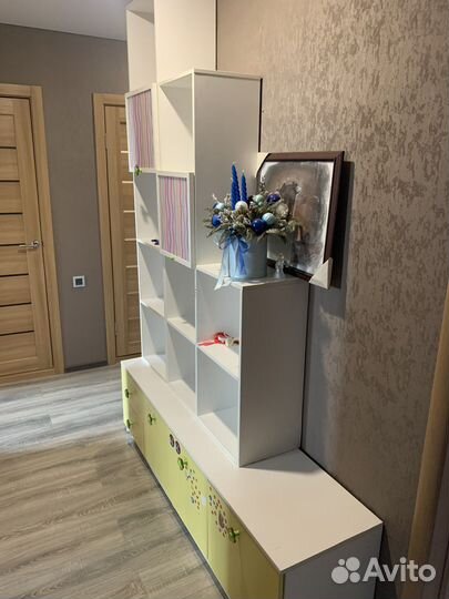 Полки стеллажи детские