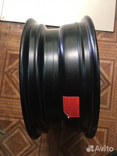 Диск штампованный r15