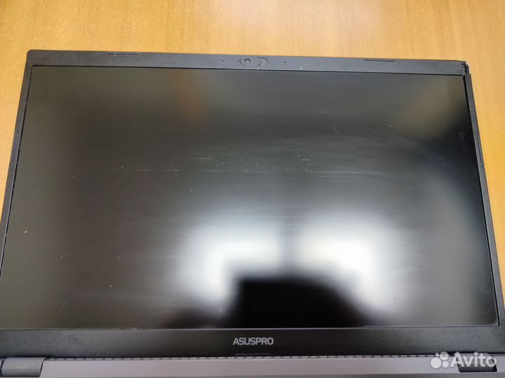 Ноутбук asus P3540FB