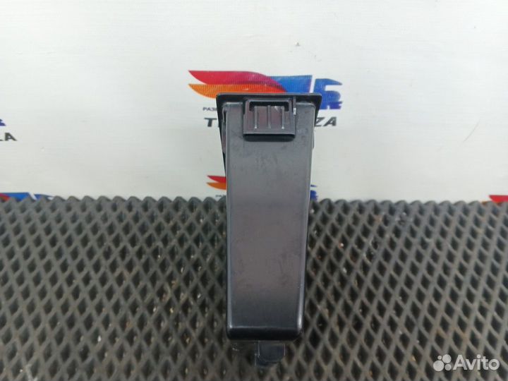 82498826 Бардачок Renault T