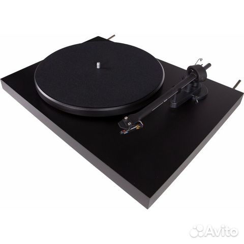 Pro-Ject debut III DC black OM5e