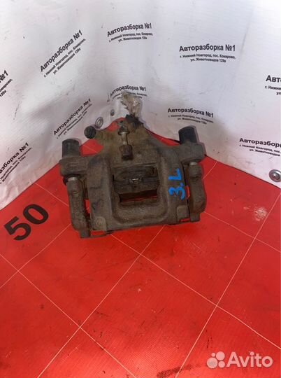 Суппорт задний левый Mercedes-Benz C-Class W204