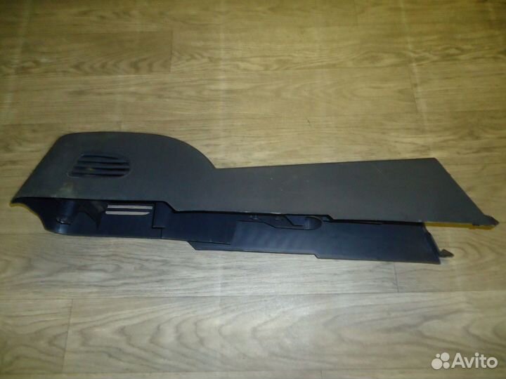 Подлокотник Peugeot 1007