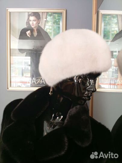 Берет норковый новый