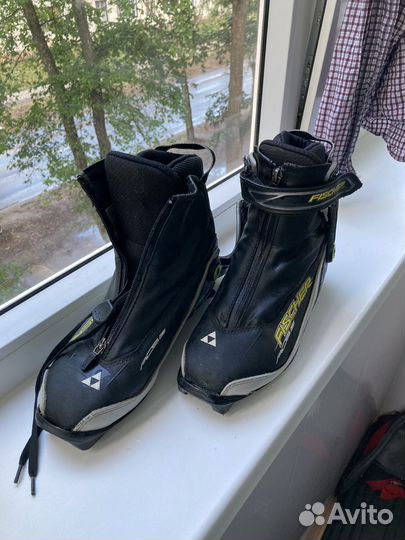 Лыжные ботинки fischer(eur 40) 38-39 Рос. размера