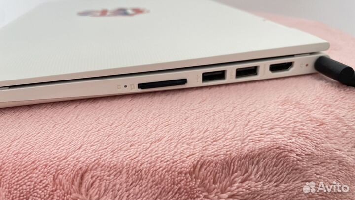 Ноутбук HP Stream x360 Convertible 11-aaOXX
