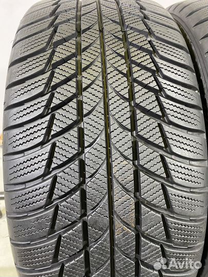 Bridgestone Blizzak LM-001 225/45 R17