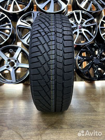 Gislaved Soft Frost 200 SUV 215/70 R16 100T