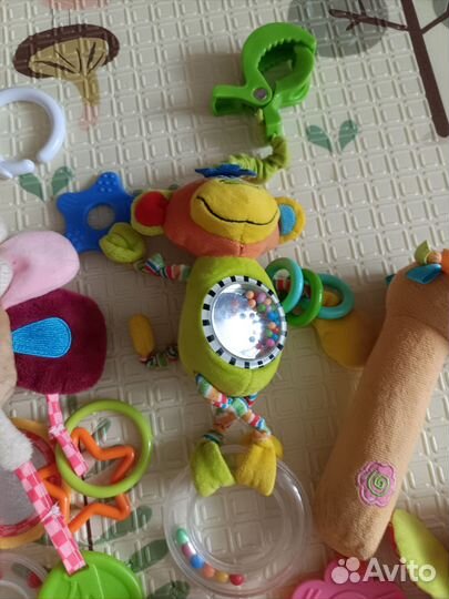 Детские игрушки пакетом от 0 до 1 года