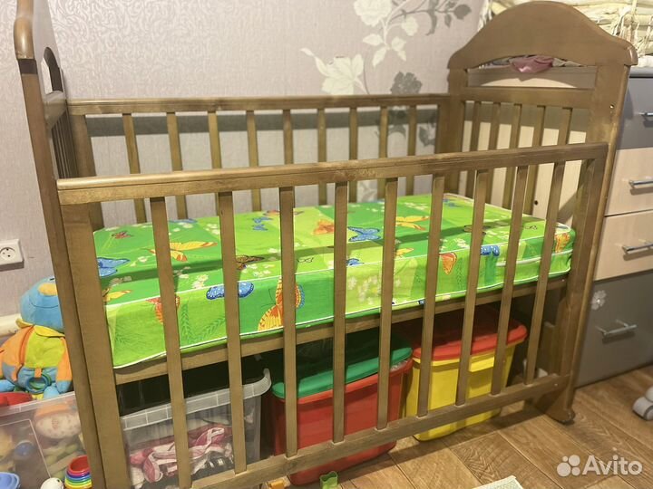 Детская кроватка