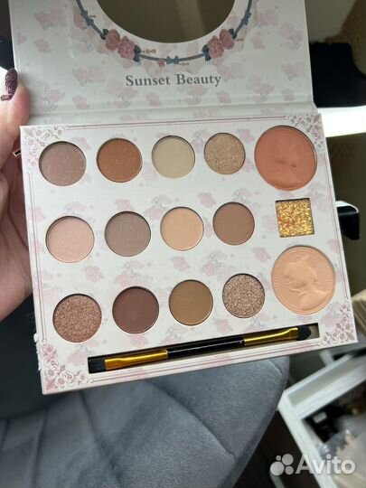 Бокс косметики в коробке для девушек из вк