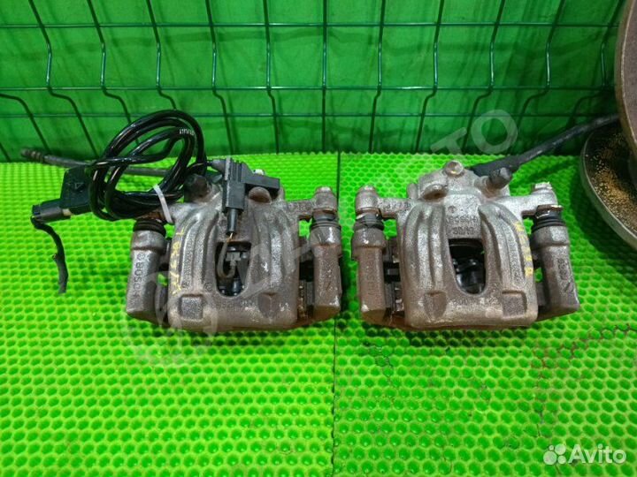 Комплект тормозов задний Mercedes-Benz V W639