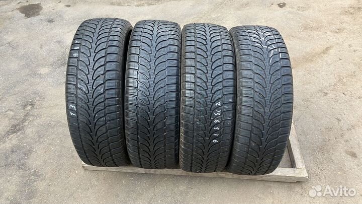 Bridgestone Blizzak LM-80 Evo 215/65 R16