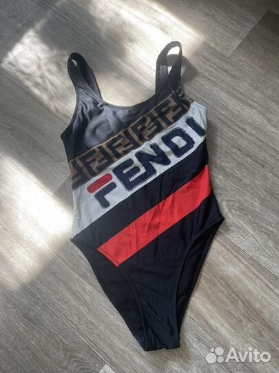 Купальник слитный