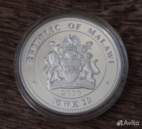 Константиновский дворец