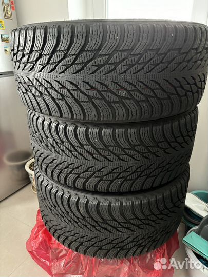 Nokian Tyres Hakkapeliitta R3 SUV 275/40 R21 и 315/35 R21