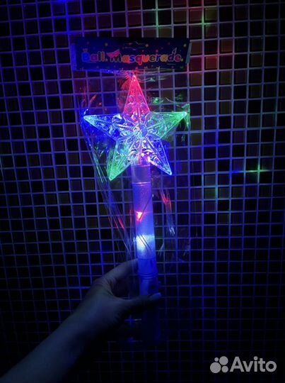 Палочка и звезда светящаяся световая волшебная