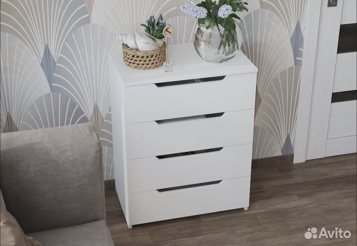 Комод новый белый