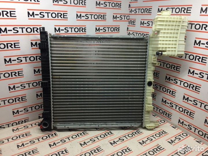 Радиатор двс Mercedes-Benz V-Class W638