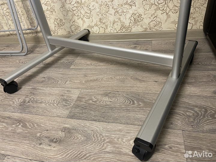 Магнитно-маркерная доска размера 90*60 см berlingo