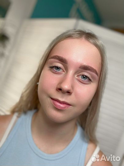 Оформление бровей модель