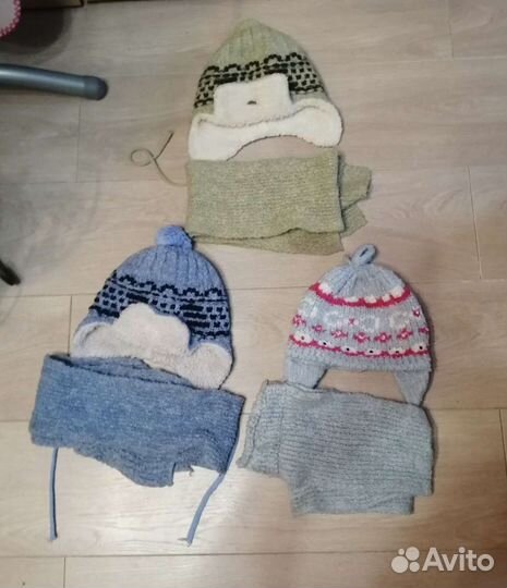 Шапка с шарфом детская