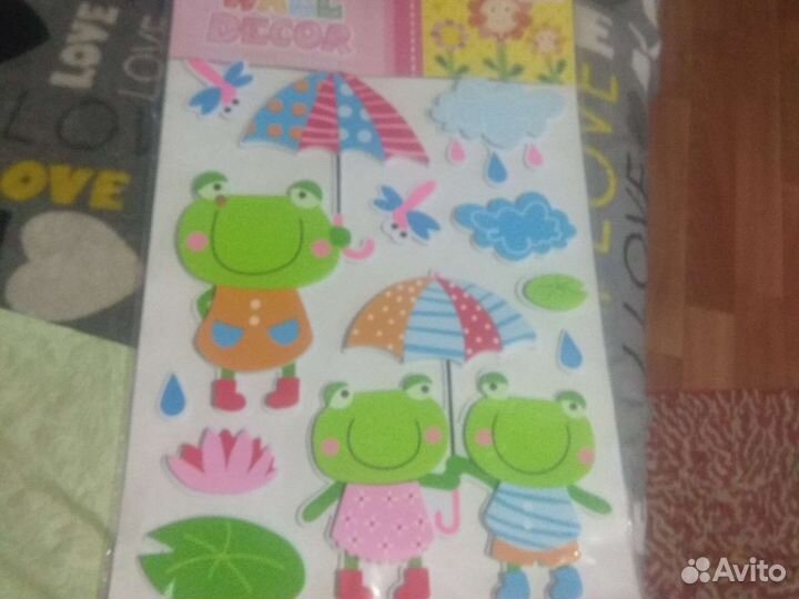 Наклейки на стену детские