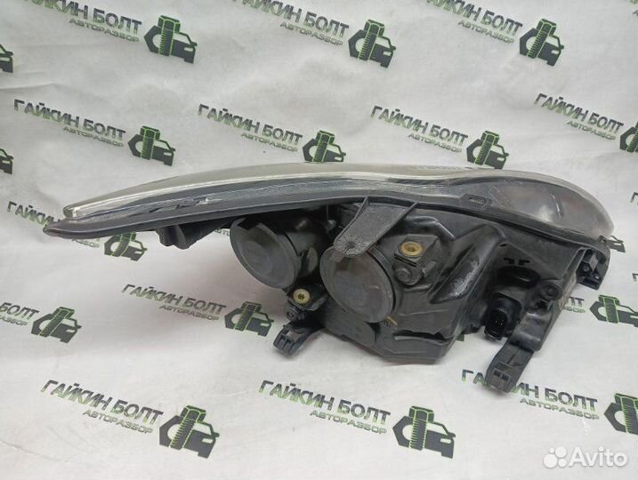 Фара галогеновая передняя левая Ford Focus хэтчбек