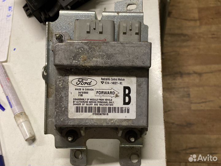 Блок управления airbag Ford Transit 200