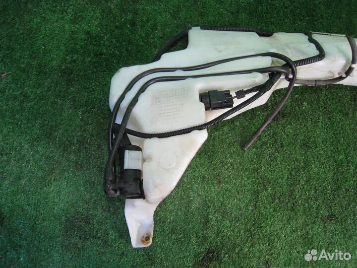 Бачок омывателя Ford Focus 2 (CB4) 2008