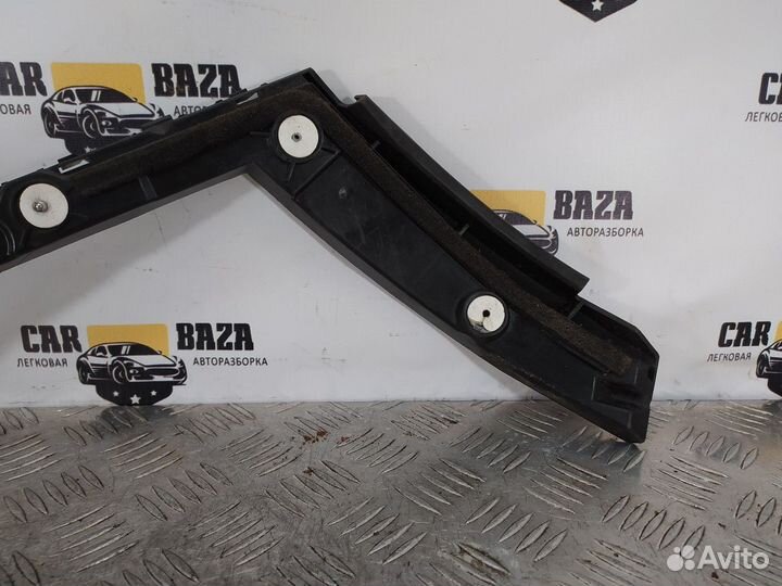 Кронштейн бампера заднего правое R Opel Insignia