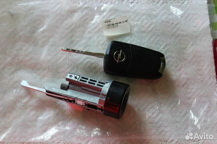 Замок зажигания на Opel Antara