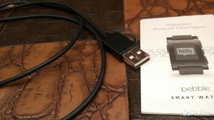 Новое зарядное устройство для часов Pebble