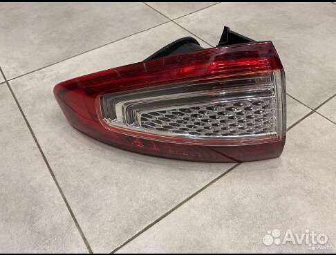 Фонарь задний Ford mondeo 4