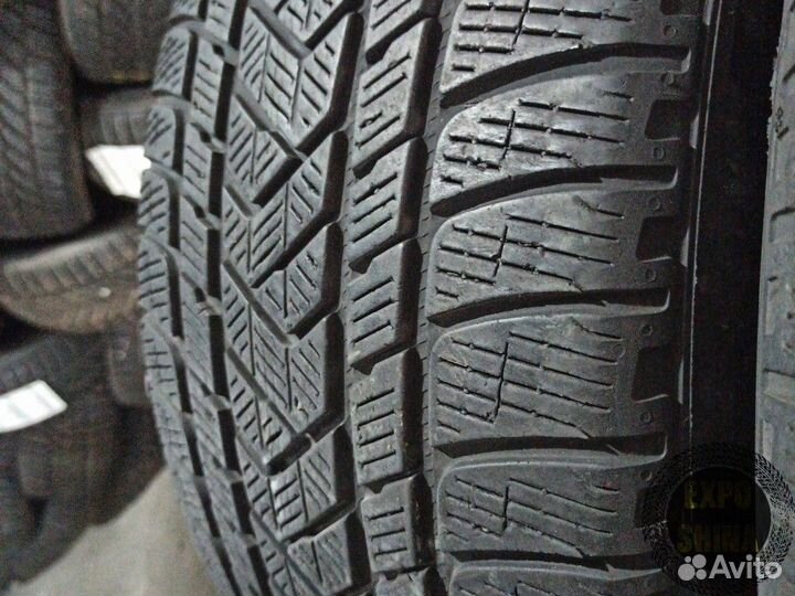 Pirelli Scorpion Winter 265/40 R21 и 295/35 R21 105V