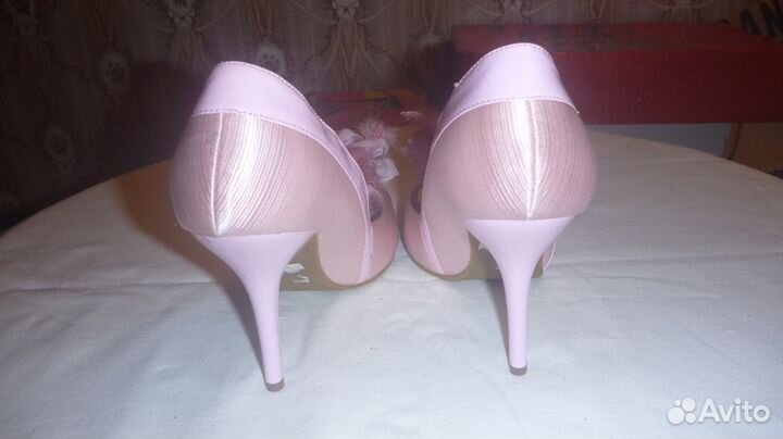 Босоножки Рафаелло р 38