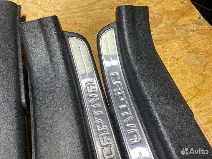 Накладка на порог салона Chevrolet Captiva C140