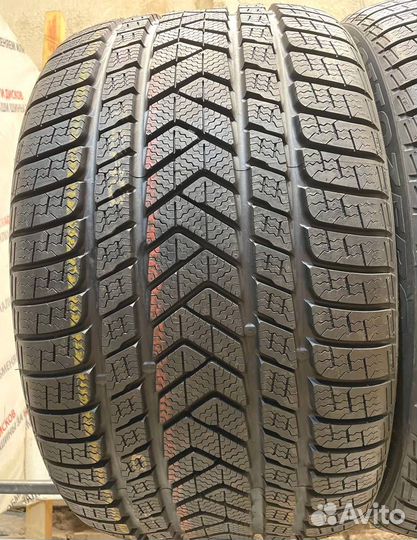 Pirelli Winter Sottozero 3 305/30 R20 103L