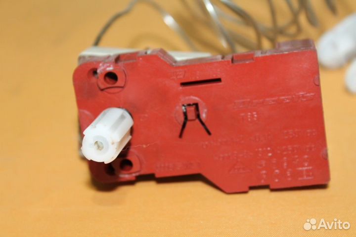 Термостат (датчик температуры) газовый Bosch 00058