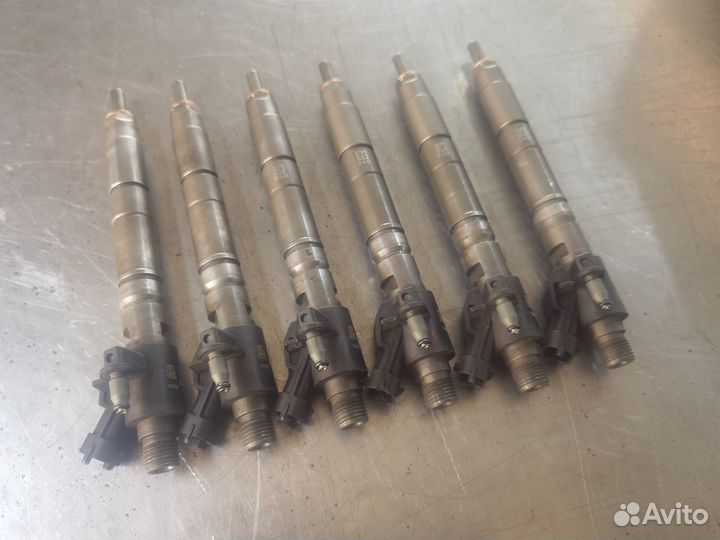 Форсунка топливная Land Rover Discovery IV 306DT